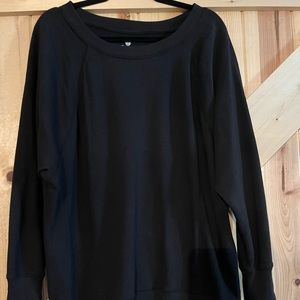 New with tags- Black oversized SO weekend sweatshirt size medium